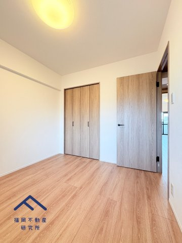 クローバーマンション空港東2の洋室