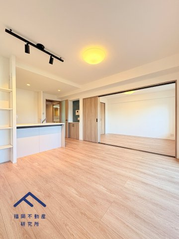 クローバーマンション空港東2の居間・リビング