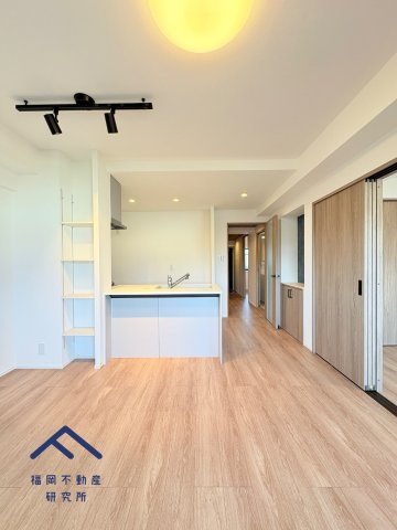 クローバーマンション空港東2の居間・リビング