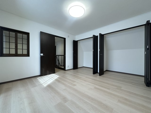 神戸市西区竜が岡５丁目戸建の洋室