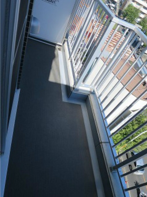 ブライズ高井戸のバルコニー