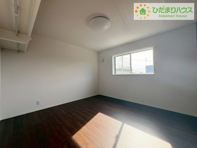 日立市河原子町2丁目　新築戸建　1号棟の寝室|大きなベッドを置いても余裕の広さの主寝室♪♪