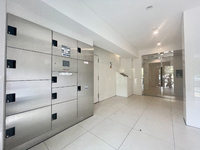 ライフガーデン西日暮里のロビー