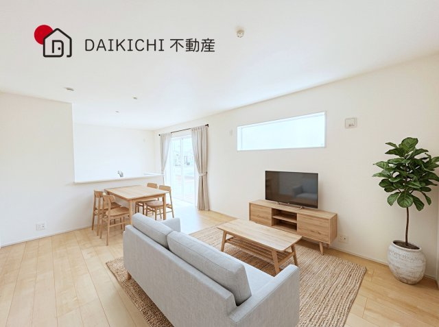 【居間・リビング】 | Livele Garden.S　吉見町東野 新築戸建　全5棟　1号棟 | ※CGで加工しています。※家具付き販売ではございません。								