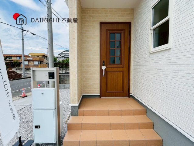 【玄関】 | Livele Garden.S　吉見町東野 新築戸建　全5棟　1号棟