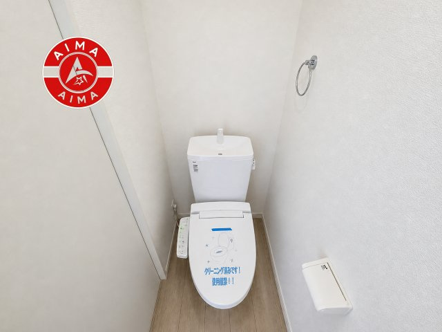 福岡市南区皿山1丁目第1-1棟（1号棟）のトイレ|温水洗浄便座を完備しております。2ヶ所にトイレがあるのは朝の慌ただしい時間も安心です。
