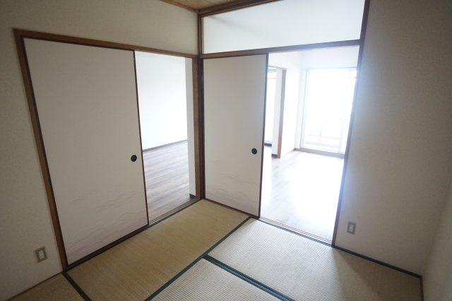 フローラル生駒の和室