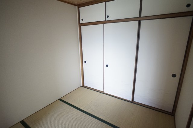 フローラル生駒の和室