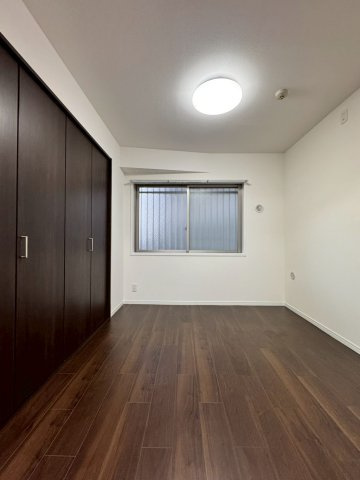 ディークラディア鶴見アクロスタワーの洋室|約4.3帖