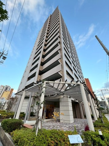ディークラディア鶴見アクロスタワーの外観|大阪メトロ長堀鶴見緑地線「今福鶴見」駅徒歩約1分の駅近物件！
大切なペットと暮らせるマンションです（規約有）