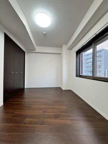 ディークラディア鶴見アクロスタワーの洋室|約7.4帖