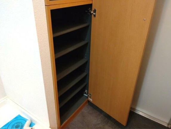 マーガレットビラの玄関