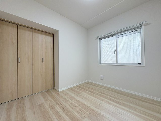 藤和シティシティコープ三郷の洋室|クローゼット付きの洋室4.3帖・子供部屋としていかがでしょう