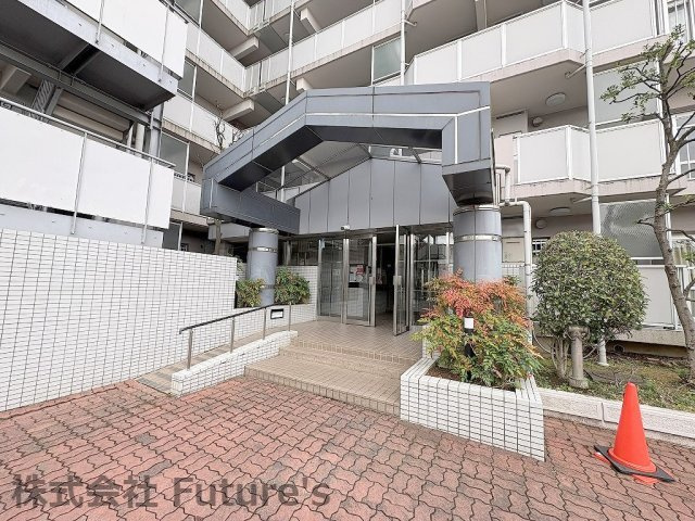 藤和シティシティコープ三郷のエントランス|マンションエントランス