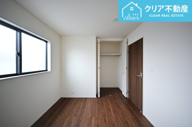 【子供部屋】 | 館林第3西高根町　リーブルガーデン　全2棟 | 子ども部屋にピッタリな2階の洋室です！