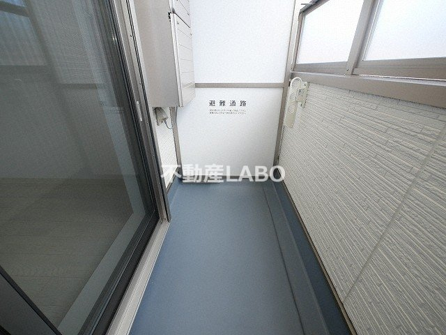 クリエオーレ長吉川辺のバルコニー