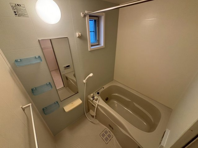 ポラリスIIの浴室