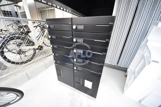 ユニーク靱公園前（SOHO)のその他共用部分|ユニーク靱公園前（SOHO)　メールボックス