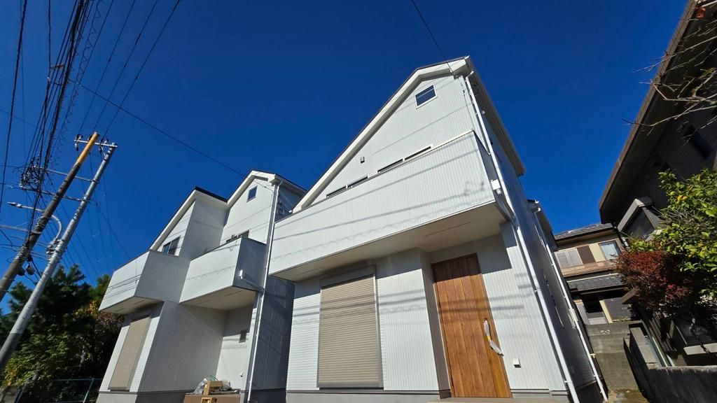 横浜市栄区飯島町　新築戸建ての外観