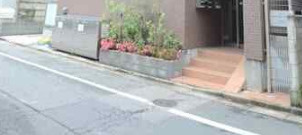 Ａｒｇｉｏｎｅ坂上のエントランス