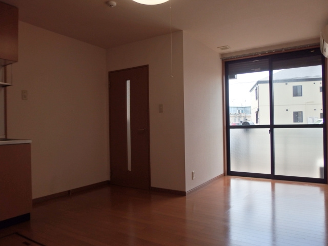 ファミール天白の居間・リビング