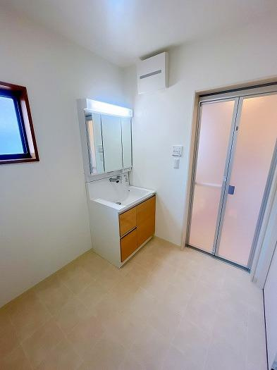 岡山市南区箕島　リフォーム済み　中古住宅【仲介手数料無料】のトイレ