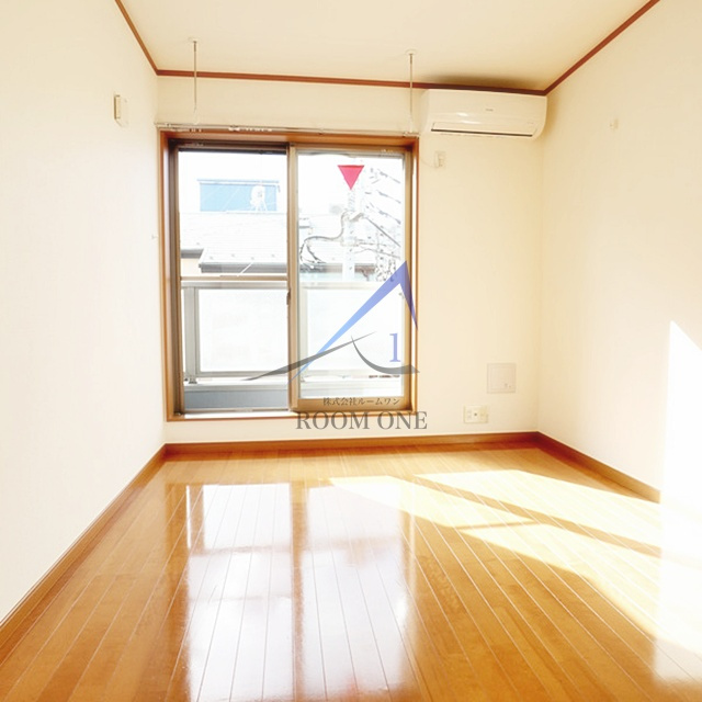 グランデ川崎の居間・リビング|洋室のお部屋です。