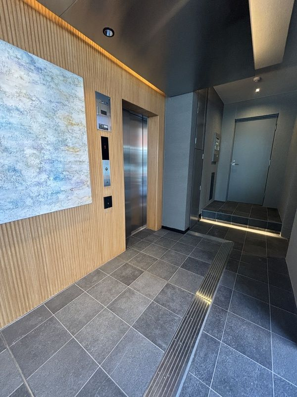 ルミエール三番町のロビー