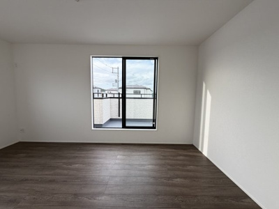 【洋室】 | うるま市与那城屋慶名2期（全6棟）1号棟 | 1号棟　洋室7.5帖＋WIC付き♪（WIC×2部屋）