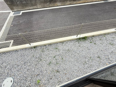 【庭】 | うるま市与那城屋慶名2期（全6棟）1号棟 | 1号棟　リビング外側♪