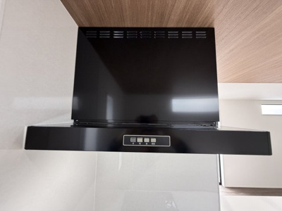 【キッチン】 | うるま市与那城屋慶名2期（全6棟）1号棟 | 1号棟　使いやすい換気扇♪