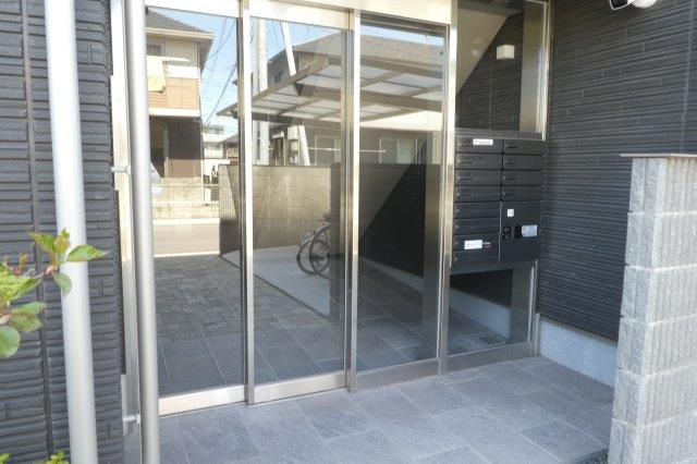 エーデルハオスⅣのエントランス