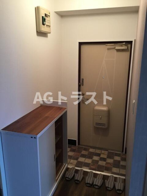 【玄関】 | Ｓマンション上野 | 大きなスペースがあり、収納には困りません