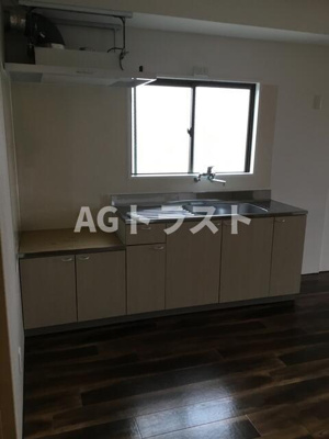 【キッチン】 | Ｓマンション上野 | スペースが確保できる洗面所です