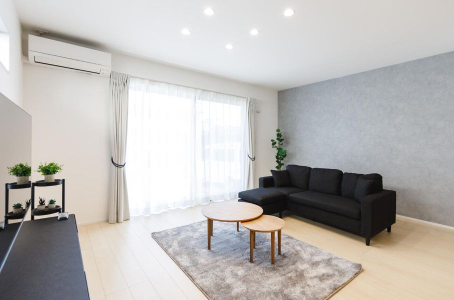 都城市上長飯町の新築一戸建の居間・リビング