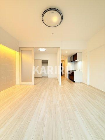 プレジオ三国EUROの居間・リビング