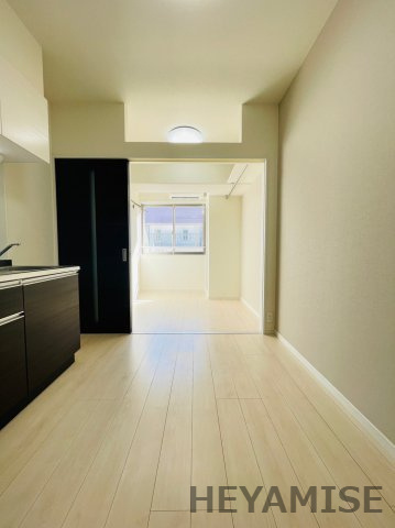 アミティ銅座の居間・リビング|※類似間取りの別の階のお部屋の画像です※現況を優先します