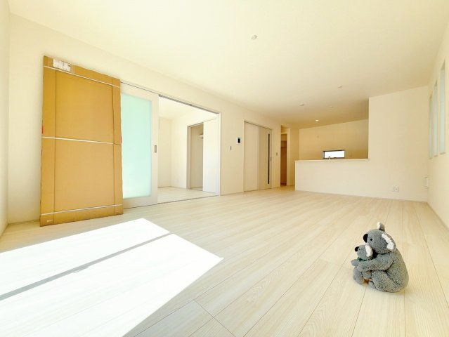 【居間・リビング】 | 前橋市富士見町時沢　新築住宅　 | くつろぎと会話が生まれる、心地よい時間をお過ごしください。