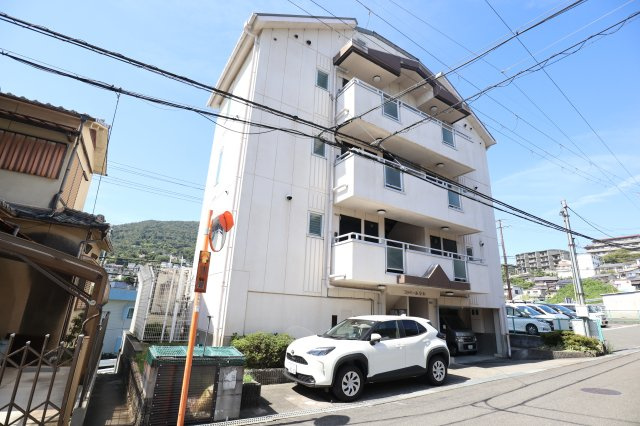 ファミール聖和の外観