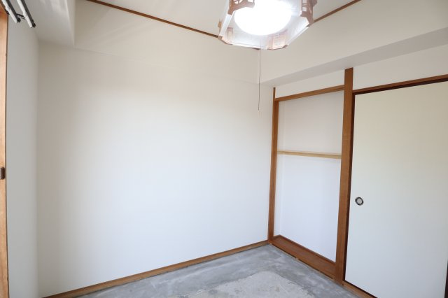 ファミール聖和の内装