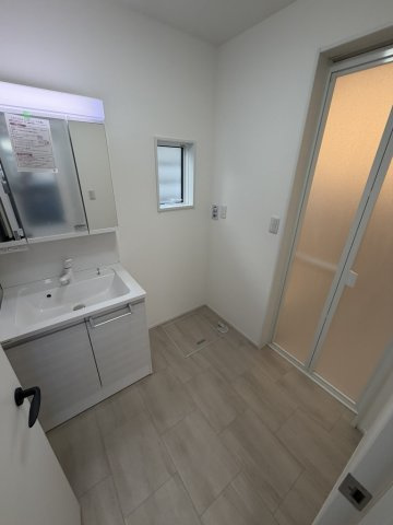 岡谷市長地権現町１丁目のその他