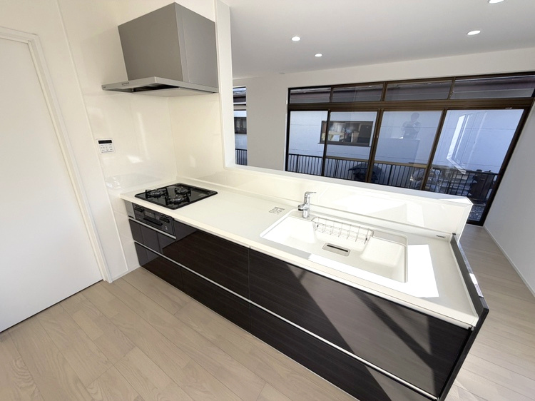 岡谷市長地権現町１丁目のキッチン