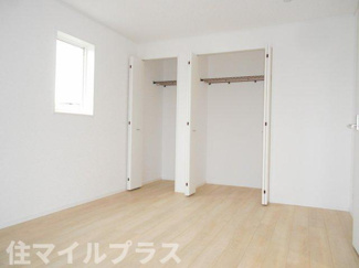 【洋室】 | 本宮市本宮新築一戸建て4棟 | 落ち着いた色調の洋室です