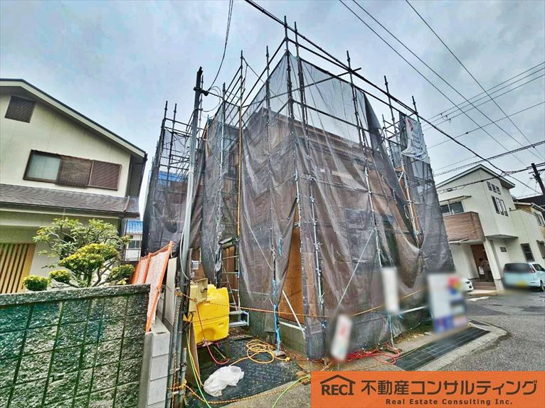 西宮市東鳴尾町2丁目　新築戸建の前面道路含む現地写真|阪神東鳴尾駅まで徒歩3分！