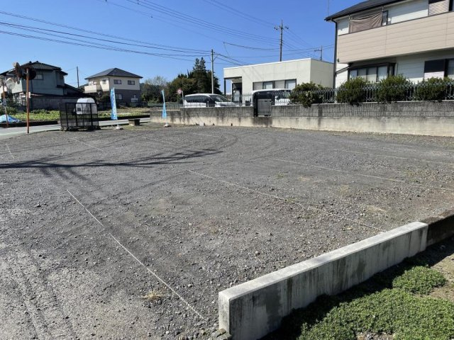 セベルハイツB棟の駐車場