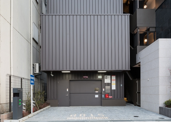 ヒューリックレジデンス千葉中央の駐車場