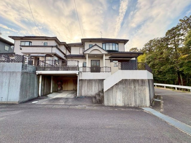 栗東市下戸山　中古戸建て