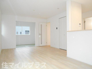 【居間・リビング】 | 本宮市本宮新築一戸建て4棟 | おしゃれな居間です