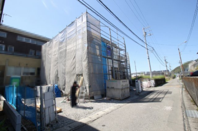 いの町枝川　新築戸建　⑬　（全2区画）の前面道路含む現地写真|北側　公道4.0ｍ　接面11.3ｍ　