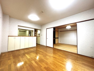 【居間・リビング】